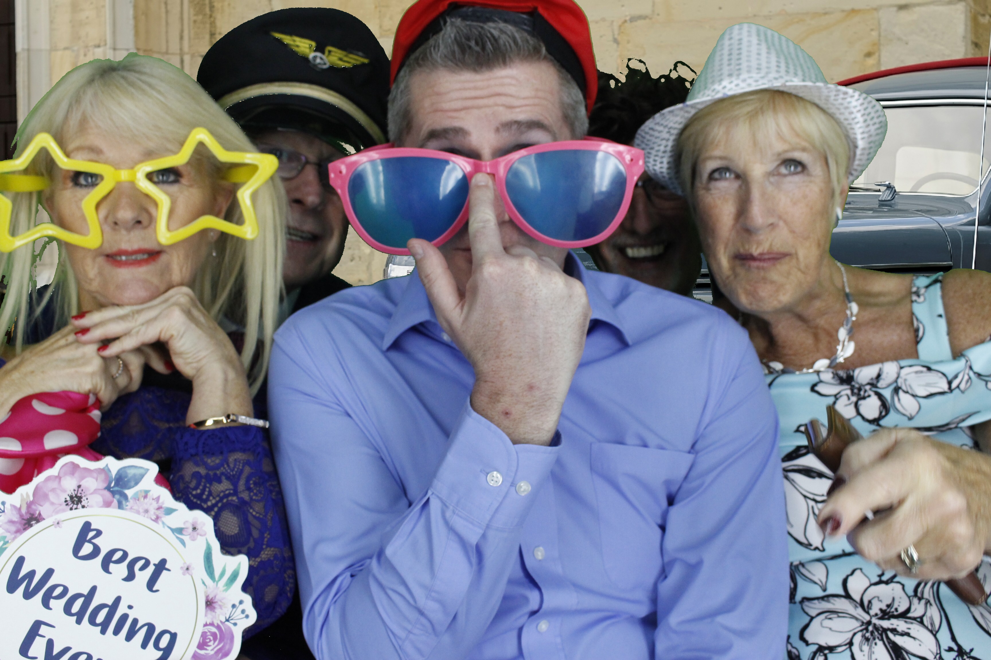 Mr & Mrs Mills | View more photos from the event at gallery.myphotoboothexperience.co.uk/u/MyPhotoBoothExperienceLtd/Mr-Mrs-Mills